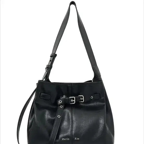 [BUNJANG] Matin Kim Belted Volunn Mid Bucket Bag Black / 마뗑킴 벨티드 볼런 버킷백 블랙