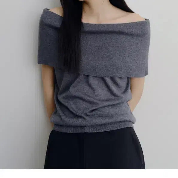 [BUNJANG] UGST Off-Shoulder Knit Charcoal / UGST 오프숄더 니트 charcoal