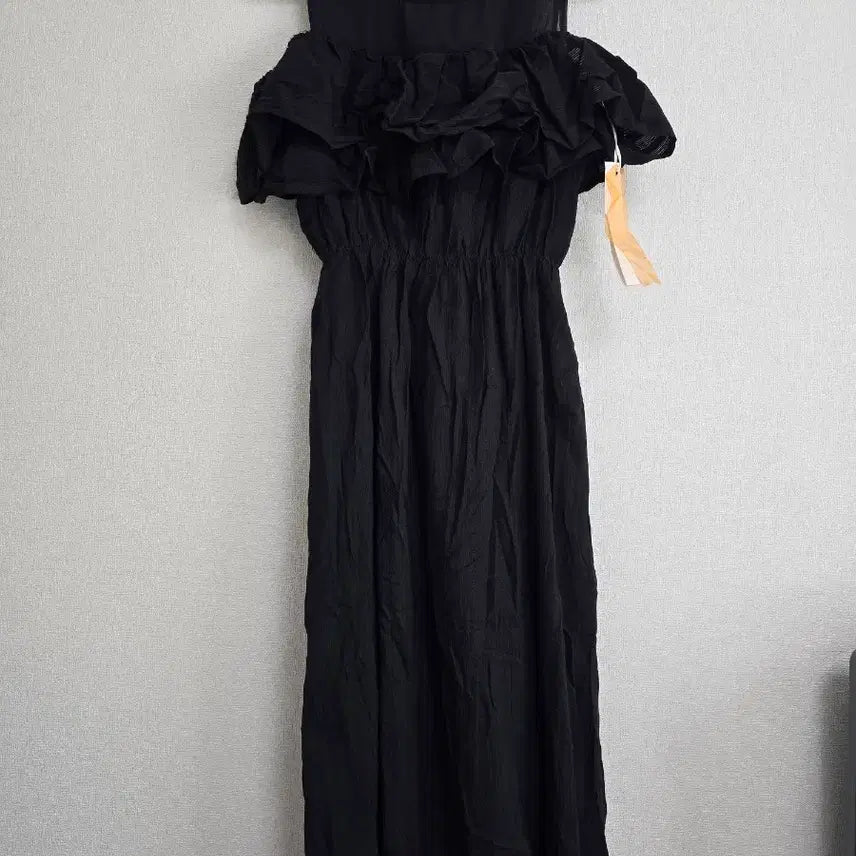 [BUNJANG] Off-Shoulder Frill Long Dress - Black / 오프숄더 프릴 롱 원피스 블랙