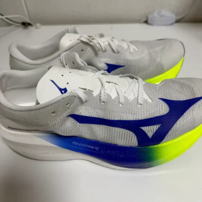 [BUNJANG] Mizuno Hyper Whorp Pure Running Shoes (275mm) / 미즈노 하이퍼워프 퓨어 275