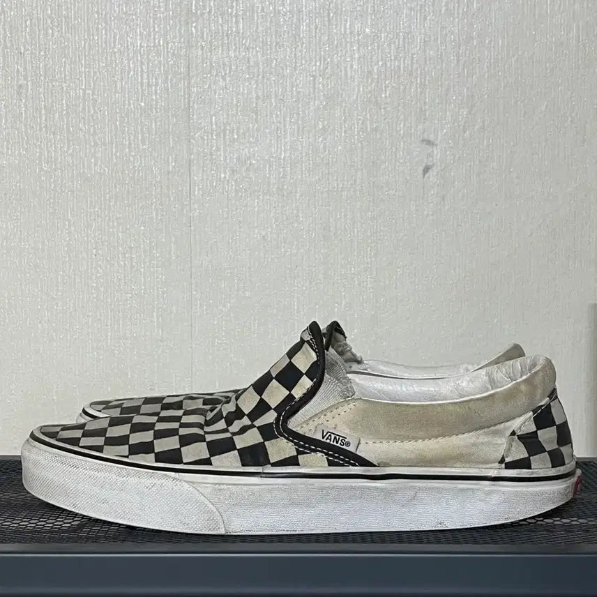 [BUNJANG] Vans Checkerboard Slip-On (Black/White) Size 260mm / 반스 체커보드 슬립온 (블랙/화이트) 260mm
