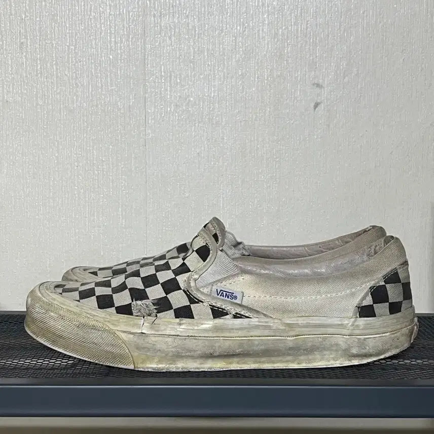 [BUNJANG] Vans Checkerboard Slip-On (Black/White) Shoes / 반스 체커보드 슬립온 (블랙/화이트) 250mm