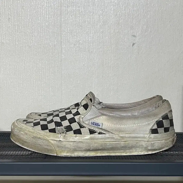 [BUNJANG] Vans Checkerboard Slip-On (Black/White) Shoes / 반스 체커보드 슬립온 (블랙/화이트) 250mm