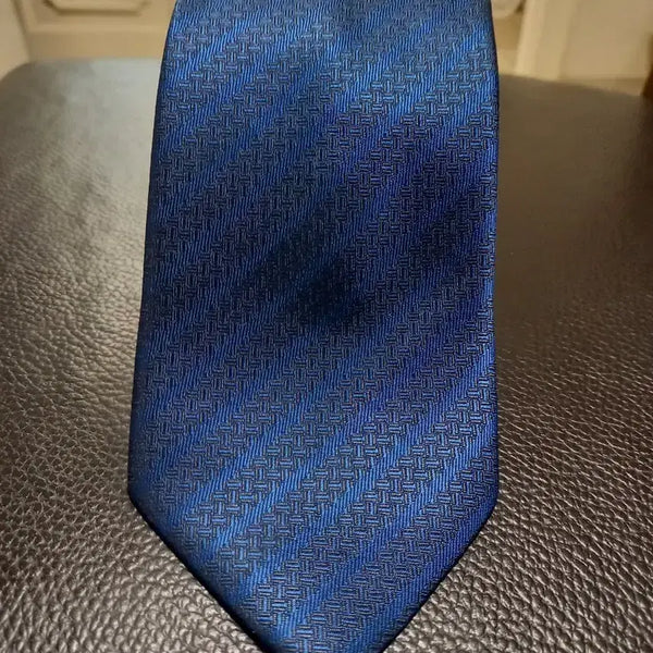 [BUNJANG] Hermes Silk Tie Blue H Logo Pattern / 에르메스 넥타이 [미사용]