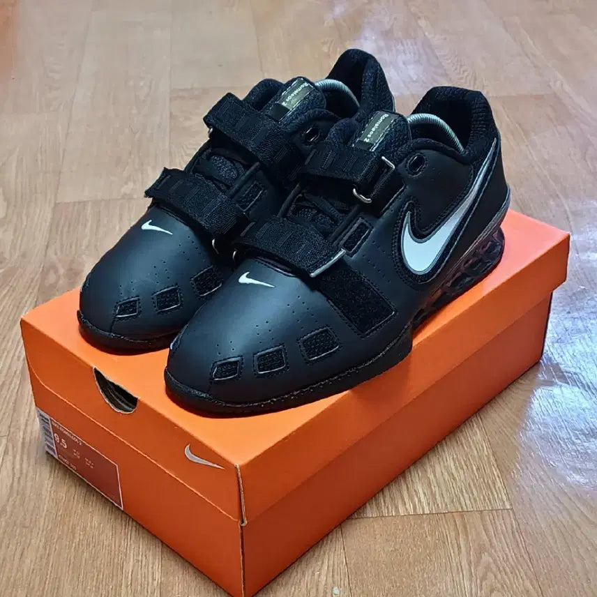 [BUNJANG] Nike Romaleos 2 Weightlifting Shoes (US 9.5 / KR 275) / [275]나이키 로말레오2 역도화