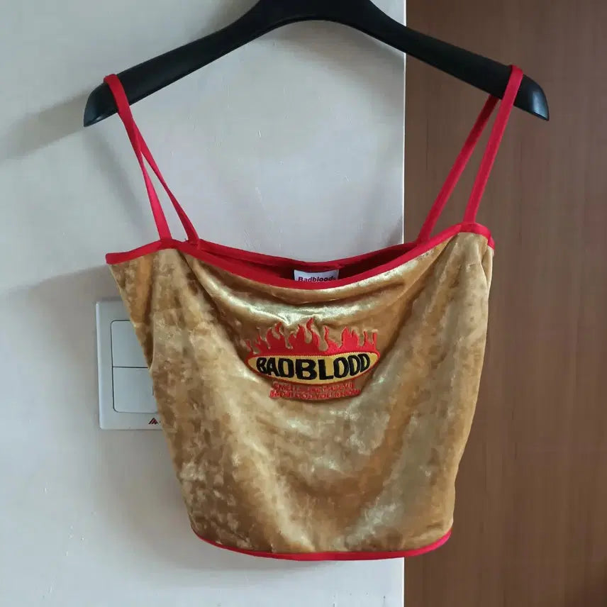 [BUNJANG] BADBLOOD Velvet Crop Top Gold / 새상품)배드블러드 벨벳 크롭탑 골드