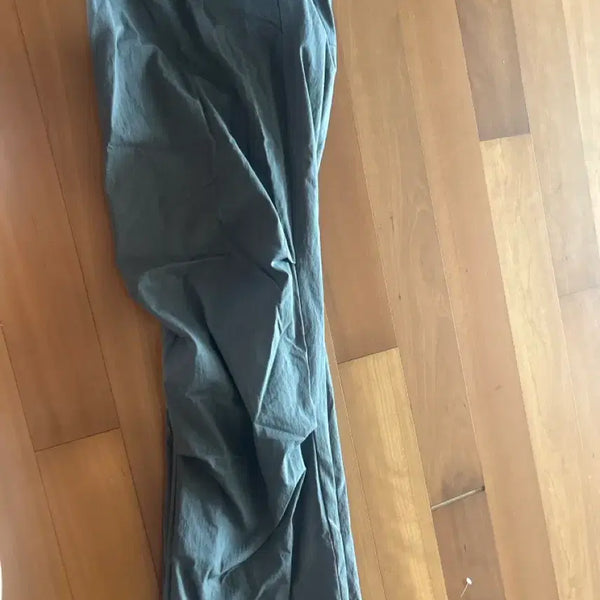 [BUNJANG] FABREGAS Parachute Pants Size 1 / 파브레가 파라슈트 팬츠 1size