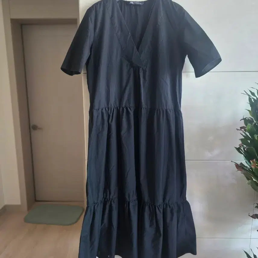 [BUNJANG] Zara Black Tiered Maxi Dress / 자라 캉캉 롱 원피스 블랙 55~66