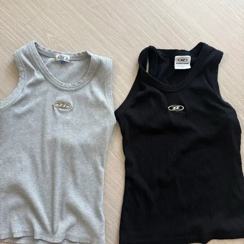 [BUNJANG] Born to Win B-Chrome Ribbed Tank Top Set (Black, Grey) / (1) 본투윈 B크롬 골지 나시 탱크 블랙,그레이