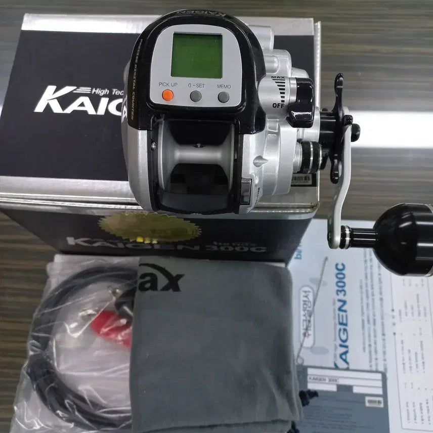 [BUNJANG] Banax Kaizen 300C Compact Electric Fishing Reel / 바낙스 카이젠 300C 소형 전동릴 참돔, 광어, 민어, 부시리, 방어, 우럭, 갈치, 열기, 대구, 낚시, 낚시릴