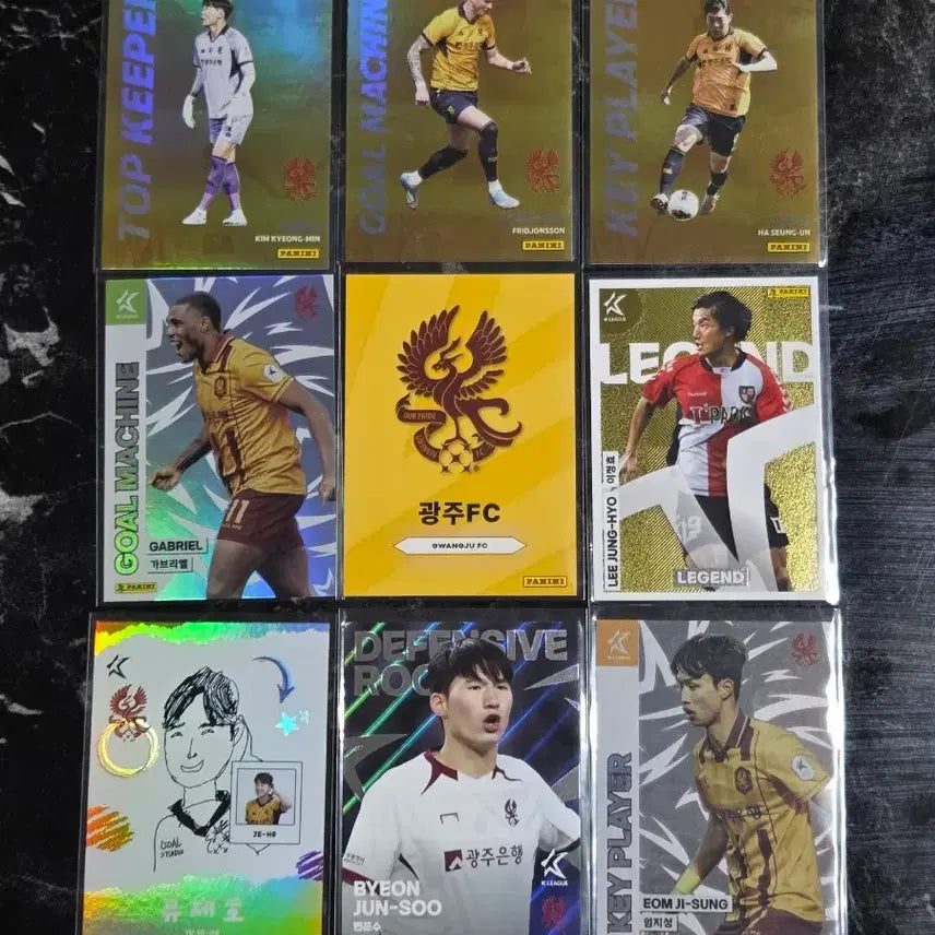 [BUNJANG] Gwangju FC Soccer Card Bundle (Lee Jeong-hyo, Eom Ji-seong Included) / 광주FC 축구 카드(이정효,엄지성 포함) 일괄 판매