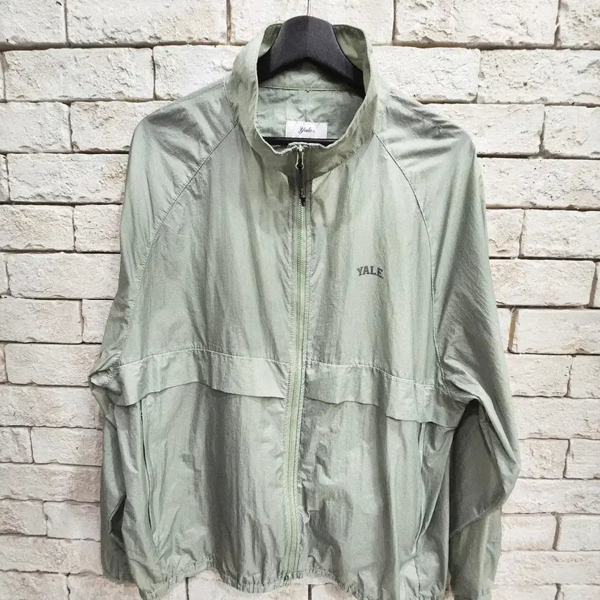 [BUNJANG] YALE Windbreaker Jacket / YALE 바람막이 점퍼