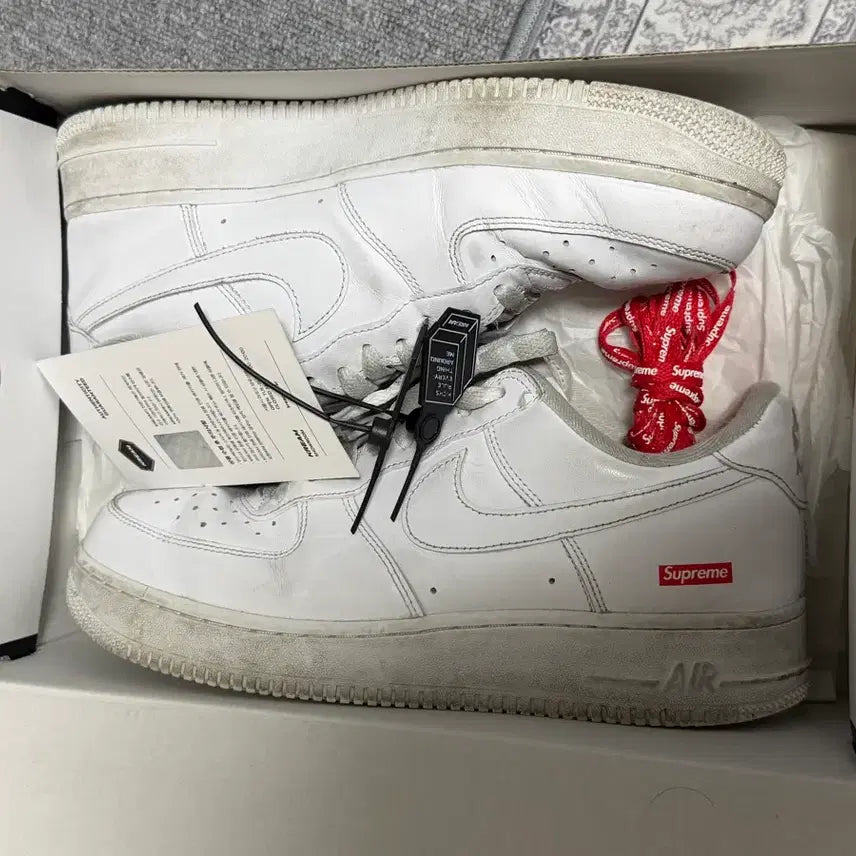 [BUNJANG] Supreme Nike Air Force 1 Low White (275) / 슈프림 나이키 에어포스 1 로우 화이트 275