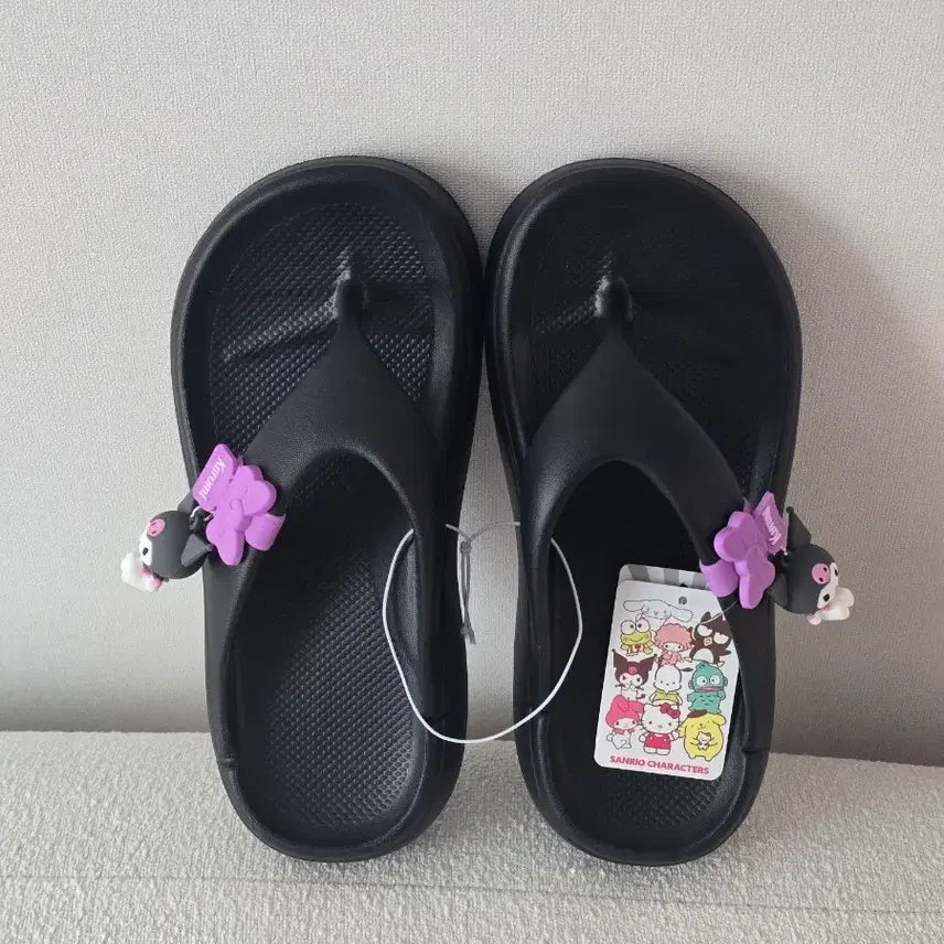 [BUNJANG] Sanrio Kuromi Sandals / 산리오 쿠로미 쪼리 230