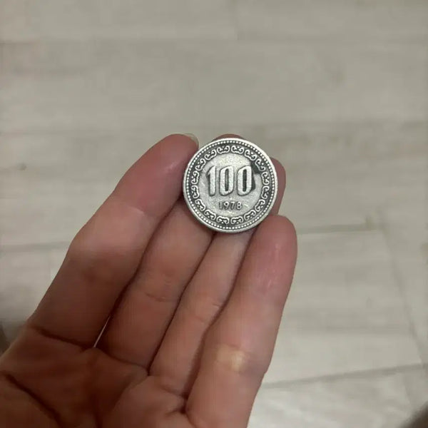 [BUNJANG] 1978 100 Won Coin / 1978 100원 동전