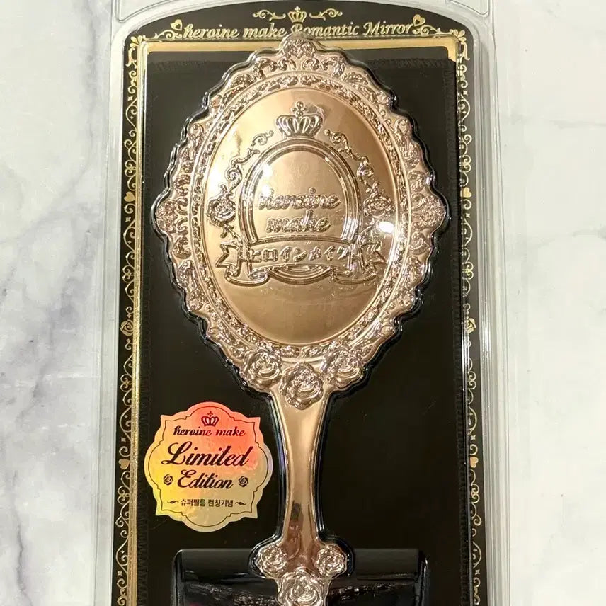 [BUNJANG] Kiss Me Limited Edition Hand Mirror Rose Gold (Sealed) / [미개봉] 키스미 한정판 손거울 로즈골드
