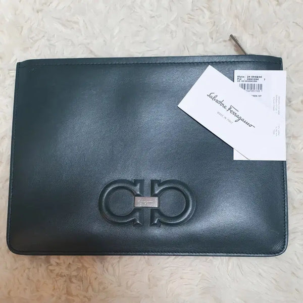 [BUNJANG] Salvatore Ferragamo Gancini Clutch Dark Green / 페라가모 간치니 클러치 다크 그린