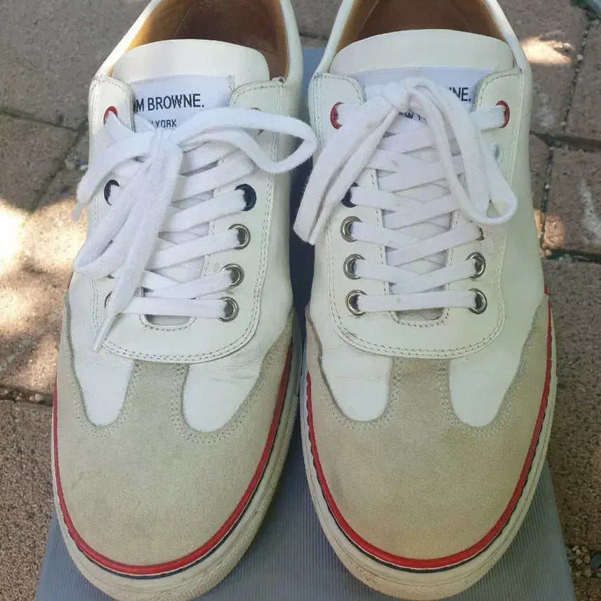 [BUNJANG] Thom Browne Suede Sneakers White / 톰브라운 스웨이드 스니커즈