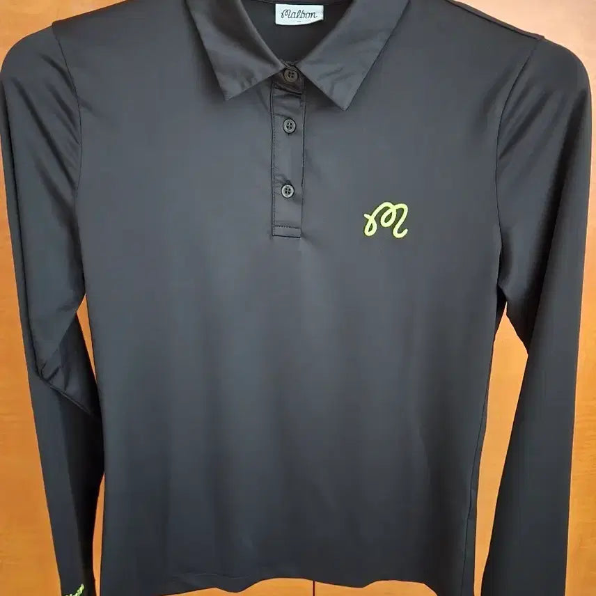 [BUNJANG] Malbon Golf Women's Long Sleeve T-Shirt Black / 말본 골프웨어 여성 긴팔 티셔츠 블랙팝니다. 정가 28만원