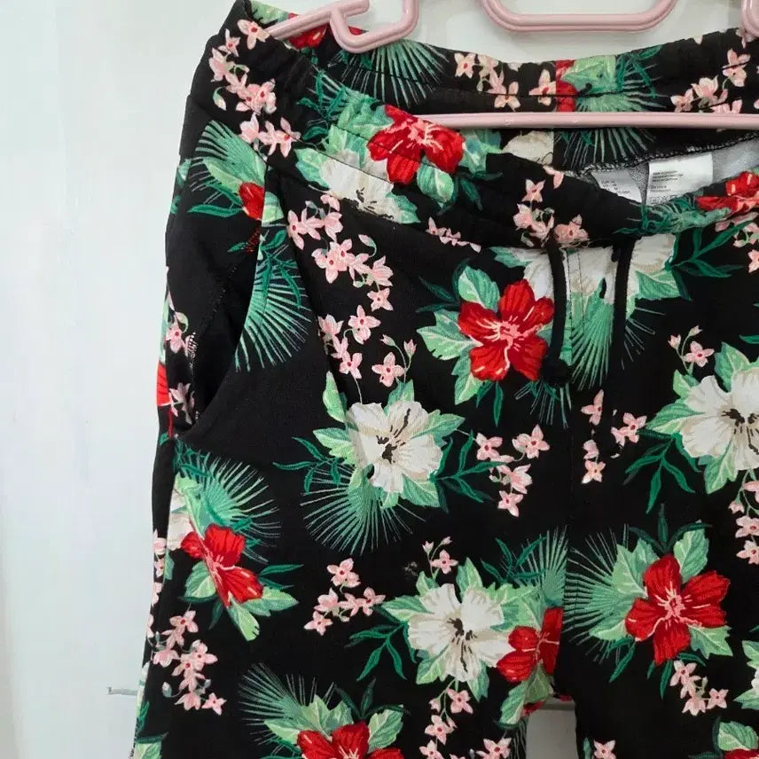 [BUNJANG] H&M Flower Pattern Shorts - Men's Size M / H&M 플라워 패턴 반바지 M사이즈 남성반바지