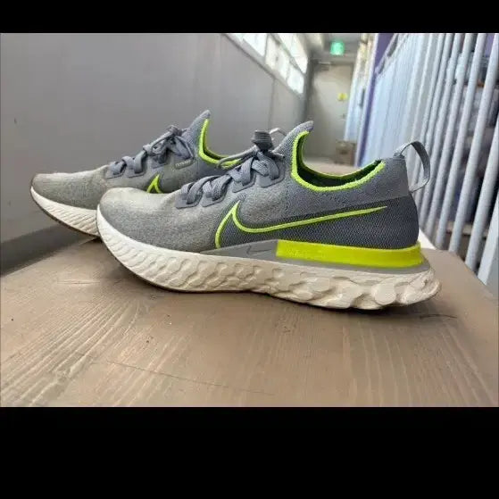 [BUNJANG] Nike React Infinity Run Flyknit Running Shoes 275mm / 나이키 리액트 인피니티 런 플라이니트 런닝화 275mm