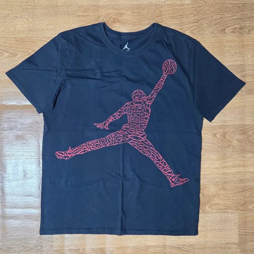 [BUNJANG] Jordan Elephant Pattern T-Shirt (US L) / ~8/24 [us L] 조던 코끼리 패턴 반팔 티셔츠