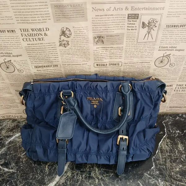 [BUNJANG] Prada Shirring Shoulder Bag / 명품 가방 판매합니다