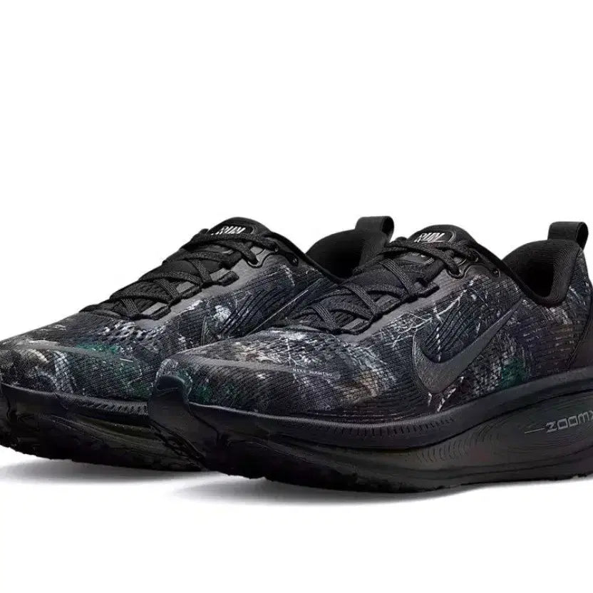 [BUNJANG] Nike Vomero 18 CM Running Shoes (Black) / 새상품) 255 나이키 보메로 18 CM 런닝화