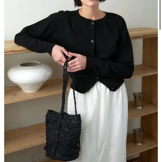 [BUNJANG] Ssong Studio Mono Layer Cardigan Black / 쏭스튜디오 Mono Layer Cardigan 블랙