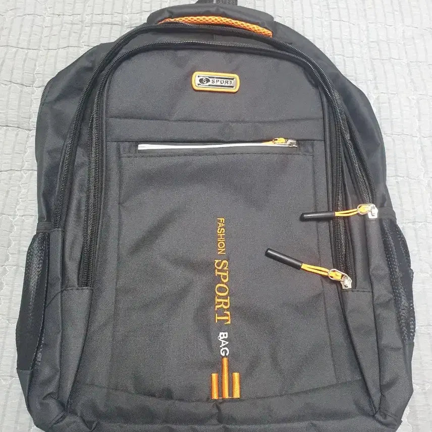 [BUNJANG] Black Sports Backpack / 블랙 스포츠 백팩