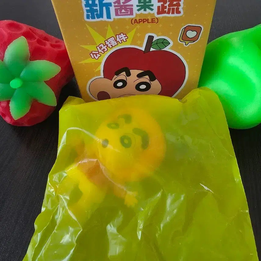 [BUNJANG] Crayon Shin-chan Fruit Figure / 크레용신짱 짱구 과일 피규어 판매