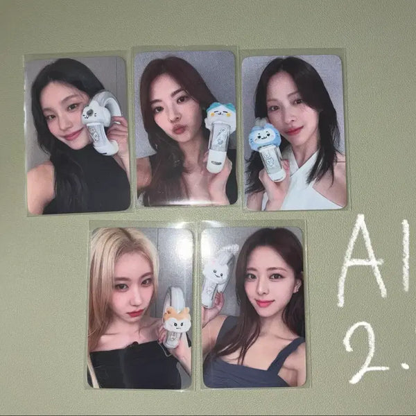 [BUNJANG] ITZY Light Stick Special Edition Photocard Bundle Set / 있지 응원봉 특전 양도