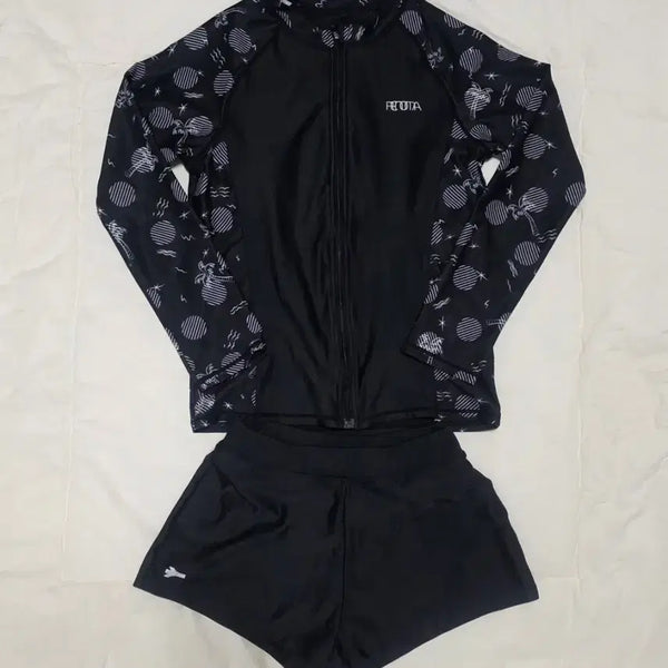 [BUNJANG] Girls' Rash Guard Set (Size 80) / 여아 래쉬가드 80 세트 (가반36cm)