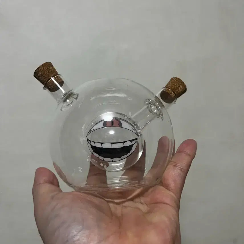 [BUNJANG] Xrage Fullmetal Alchemist Collaboration Flask Mini Human Soy Sauce Dispenser / Xrage 강철의연금술사 콜라보 굿즈 플라스크 속 작은 인간 간장 디스펜서