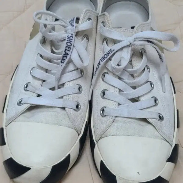 [BUNJANG] Off-White Sneakers White/Black / 오프화이트 스니커즈 화이트/블랙