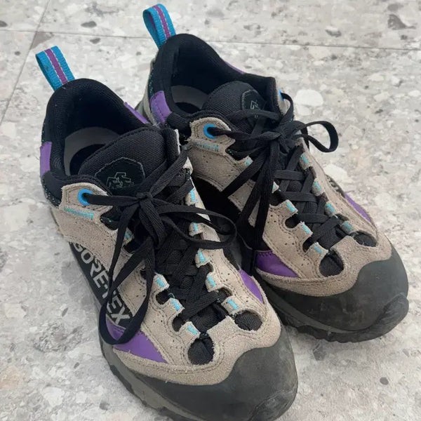 [BUNJANG] Kolon Sport Gore-Tex Hiking Boots (240) / 코오롱스포츠 등산화(240)