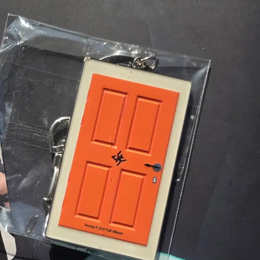 [BUNJANG] Young K Youngest M Countdown Studio Keyring / 영케이 영기스트 엠카 공방 키링