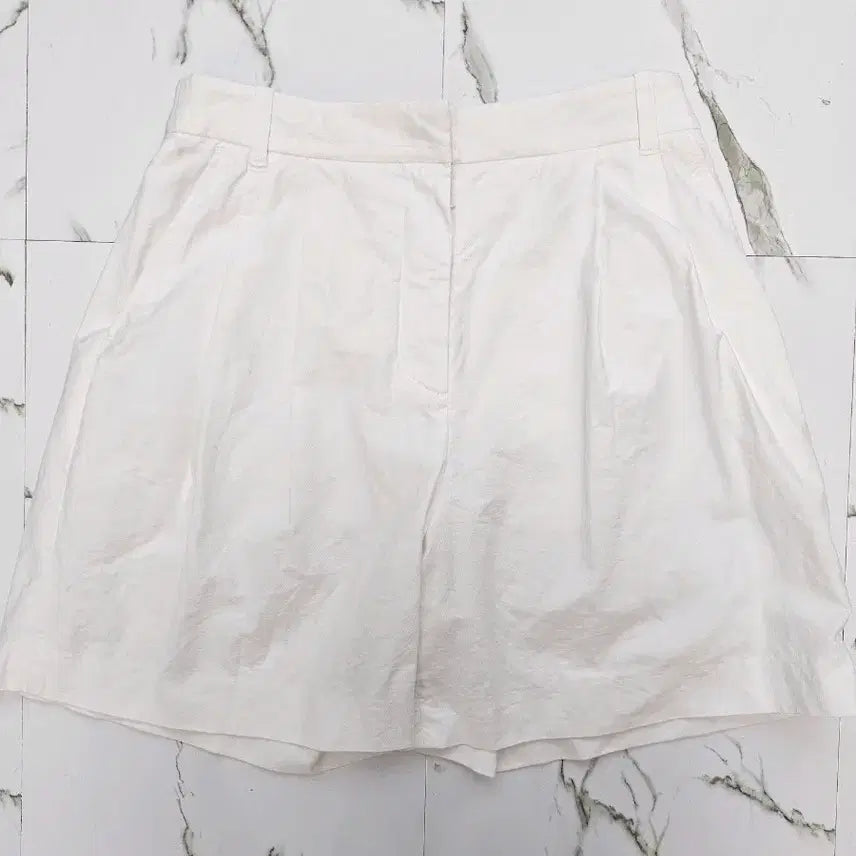 [BUNJANG] Kuho Plus White Culotte Shorts / kuho 구호 플러스 화이트 큐롯 반바지 002