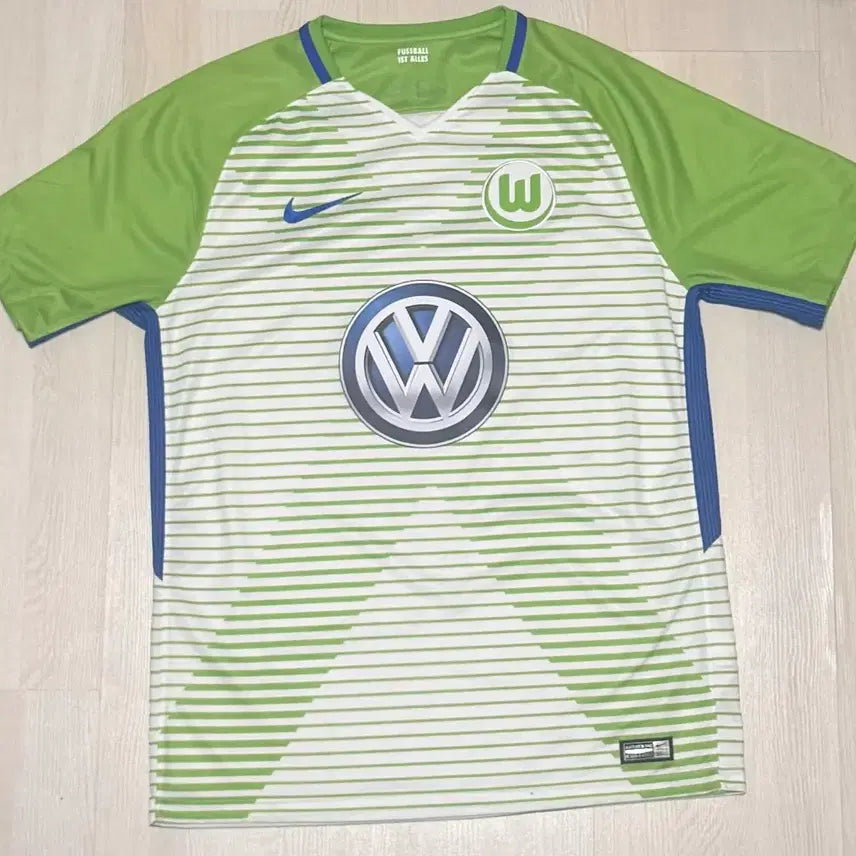 [BUNJANG] VfL Wolfsburg 17-18 Season Jersey / 볼프스부르크 17-18 유니폼