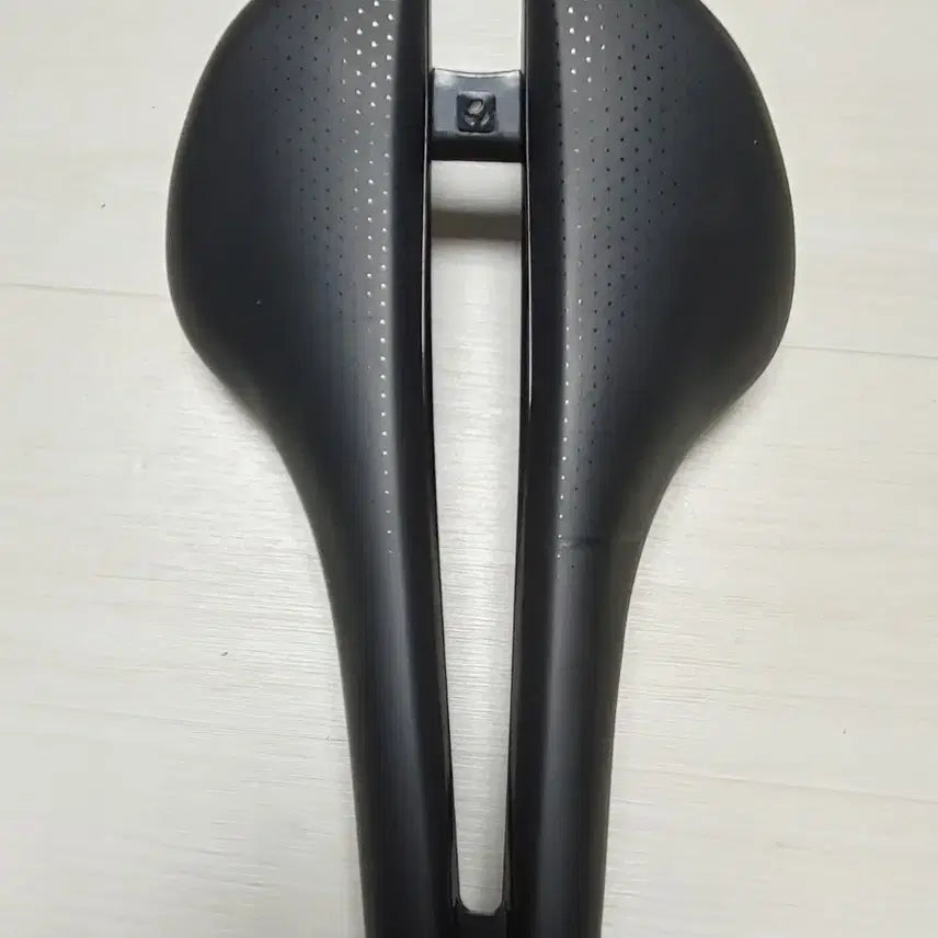 [BUNJANG] Bontrager Aeolus Comp 155mm Saddle / 컨디션좋음) 본트레거(Bontrager) 에올루스 콤프 155mm 팝니다. (택포5만)