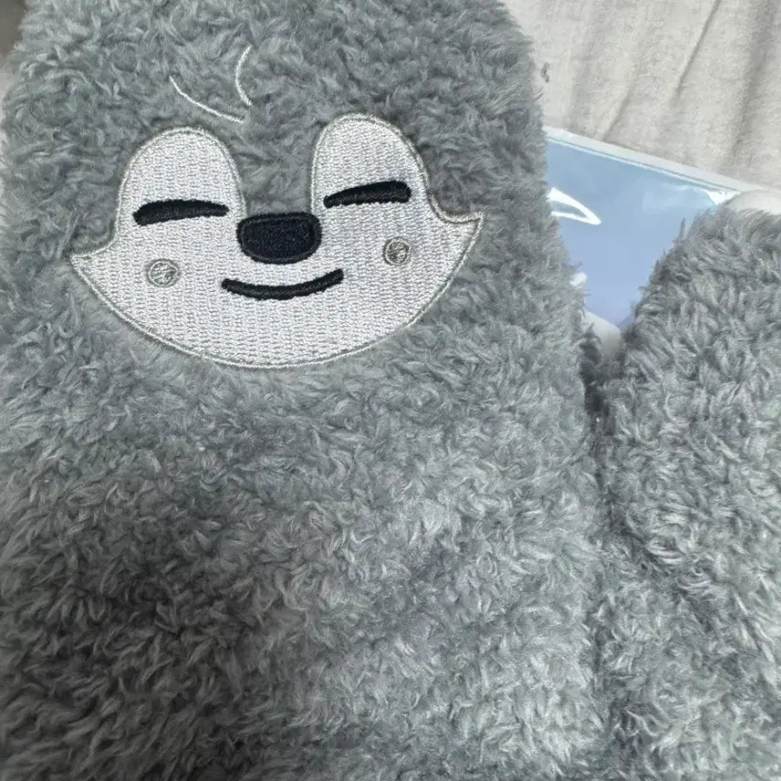 [BUNJANG] Wolf Chan Gloves / 울프찬 장갑