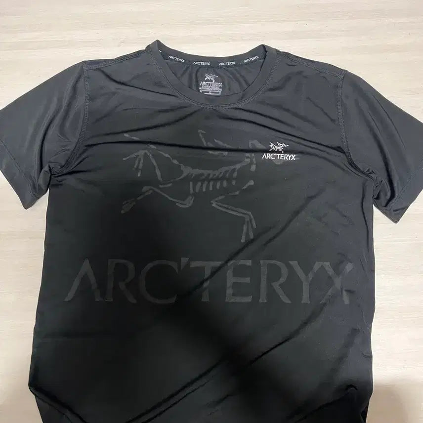 [BUNJANG] Arc'teryx Polyester T-Shirt / 아크테릭스 반팔 (폴리제질)