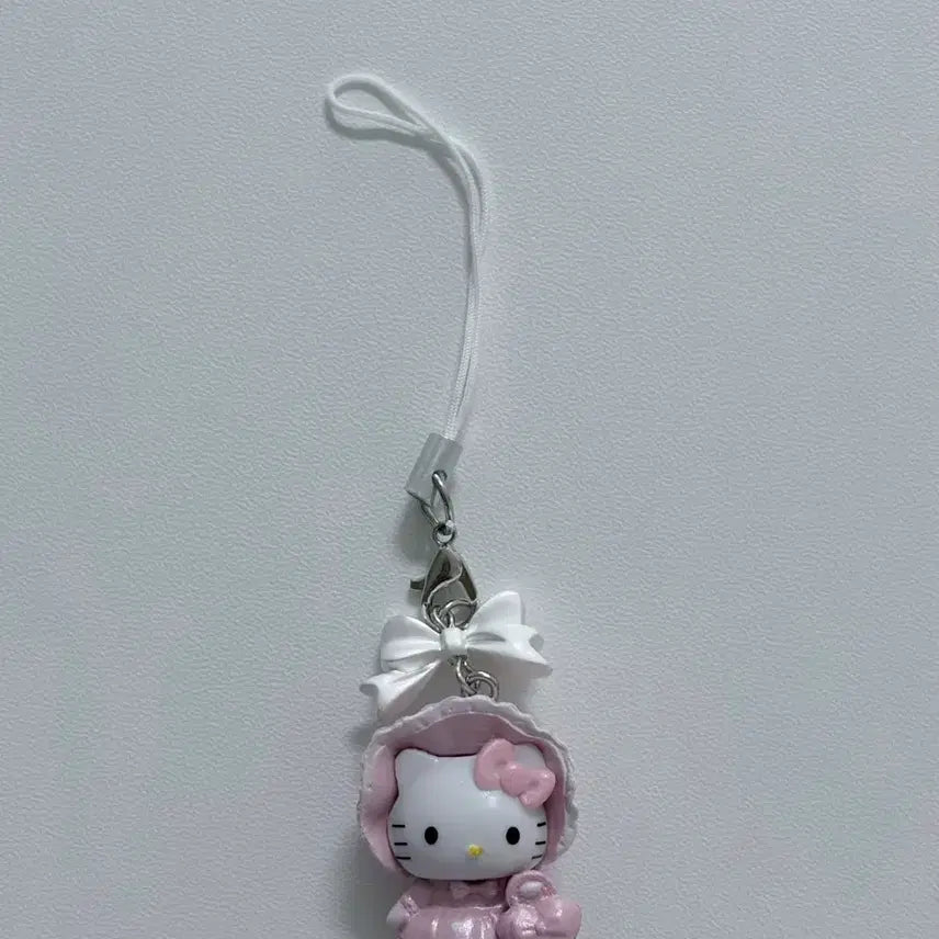 [BUNJANG] Princess Kitty Charm Keychain / 공주 키티키링