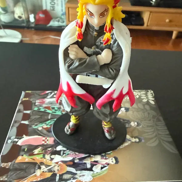 [BUNJANG] Demon Slayer Kyojuro Rengoku & Shinobu Kocho Figures (Set) / 귀멸의 칼날 렌고쿠, 시노부 피규어