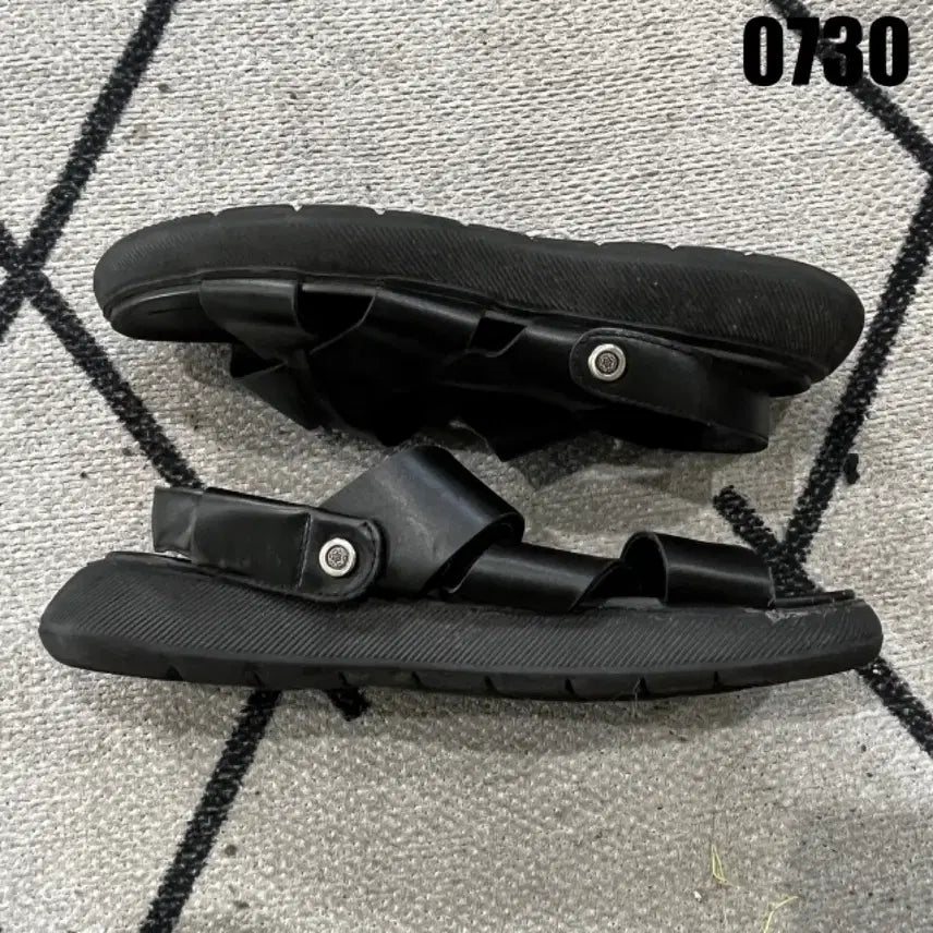[BUNJANG] Men's Black Sandals Size 255 / 남자 샌들 검정색 255