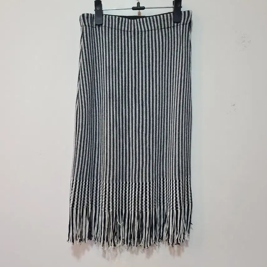 [BUNJANG] Bonispax Striped Knit Long Skirt / Bonispax 스트라이프 니트 롱 스커트 F