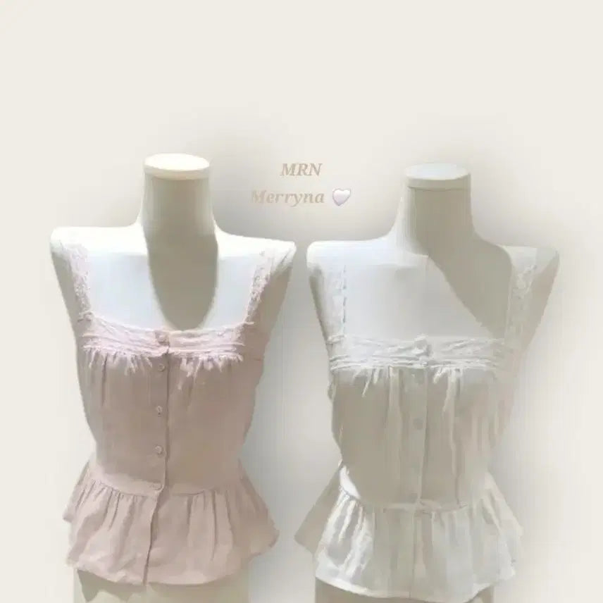 [BUNJANG] Flower Lace Shirring Back Ribbon Flare Sleeveless Blouse / 플라워 레이스 셔링 뒷리본 플레어 나시 블라우스 2color