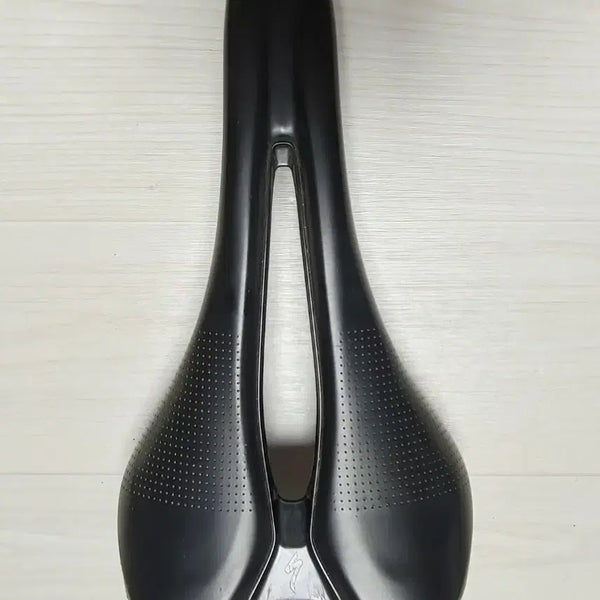 [BUNJANG] Specialized Romin Evo Bicycle Saddle 143mm / 스페셜라이즈드 로민에보 자전거 안장 143미리 팝니다. (택포5만)