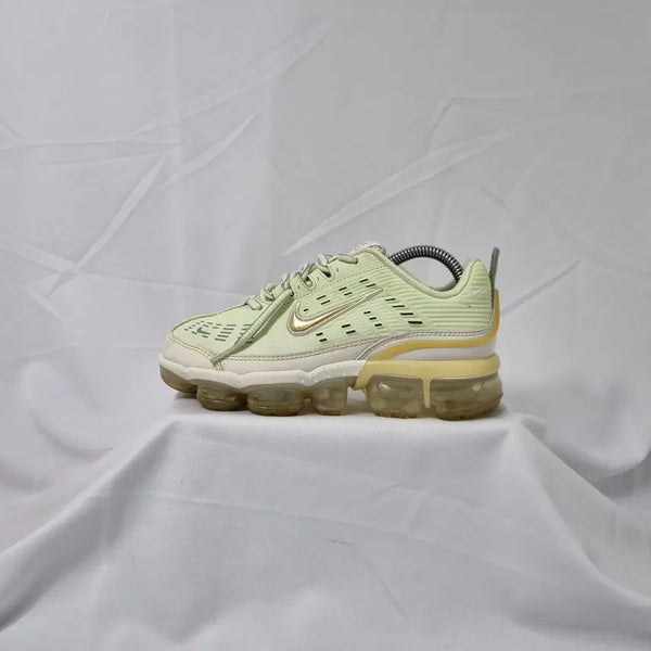 [BUNJANG] Nike Air VaporMax 360 'Barely Volt' Vintage Sneakers / 빈티지하서 235 나이키 에어 베이퍼맥스 360 베얼리 볼트 스니커즈