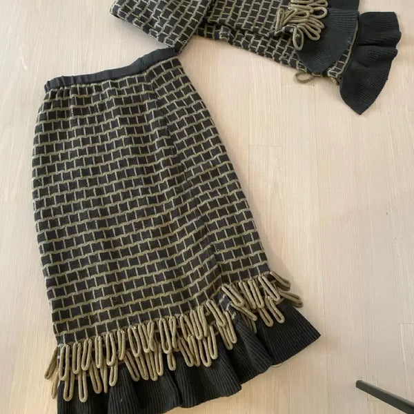 [BUNJANG] Rubina Knit Skirt Set with Scarf / 루비나 니트 스커트 세트
